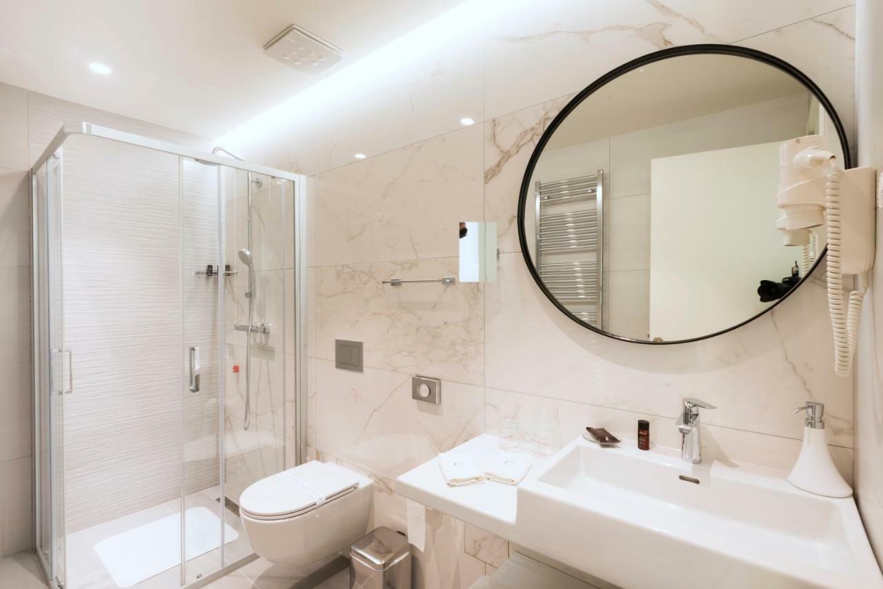 Hotel Gradska Τσέτινιε Εξωτερικό φωτογραφία