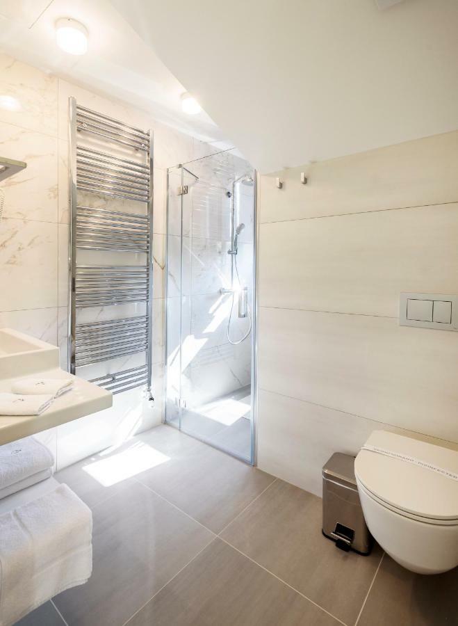 Hotel Gradska Τσέτινιε Εξωτερικό φωτογραφία