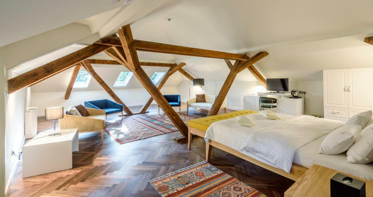 Hotel Gradska Τσέτινιε Εξωτερικό φωτογραφία